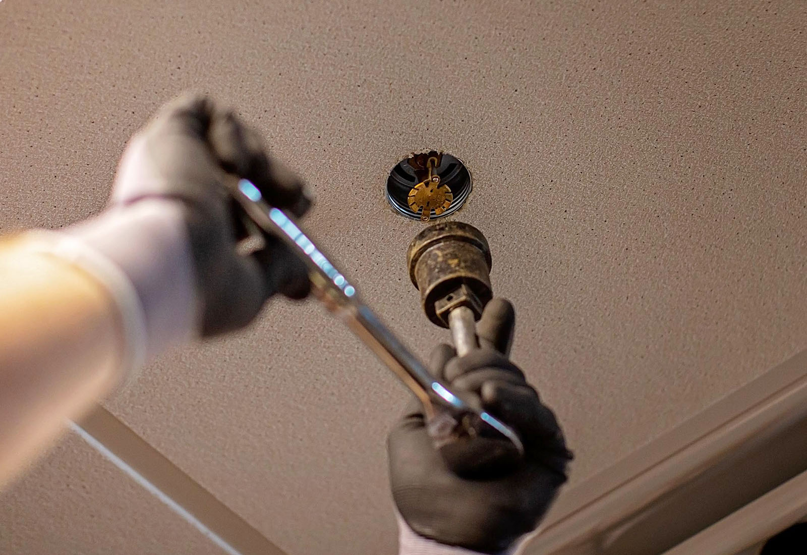 Fire sprinkler on ceiling